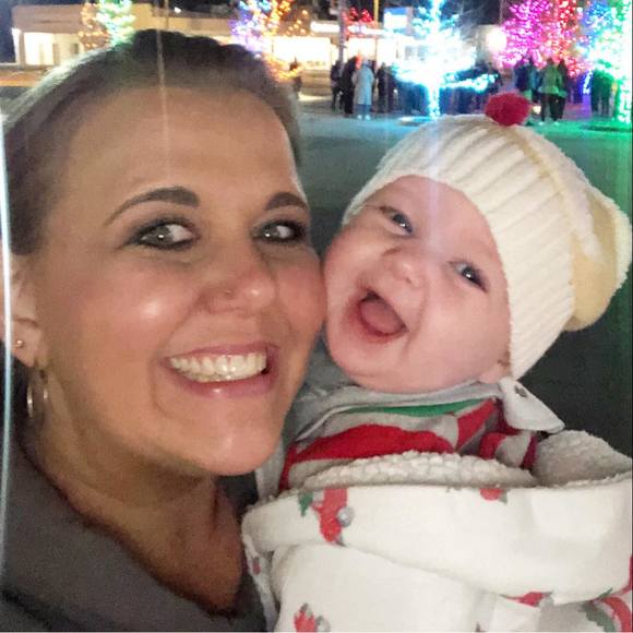 Meet your Posher, Nichol - Picture 1 of 1